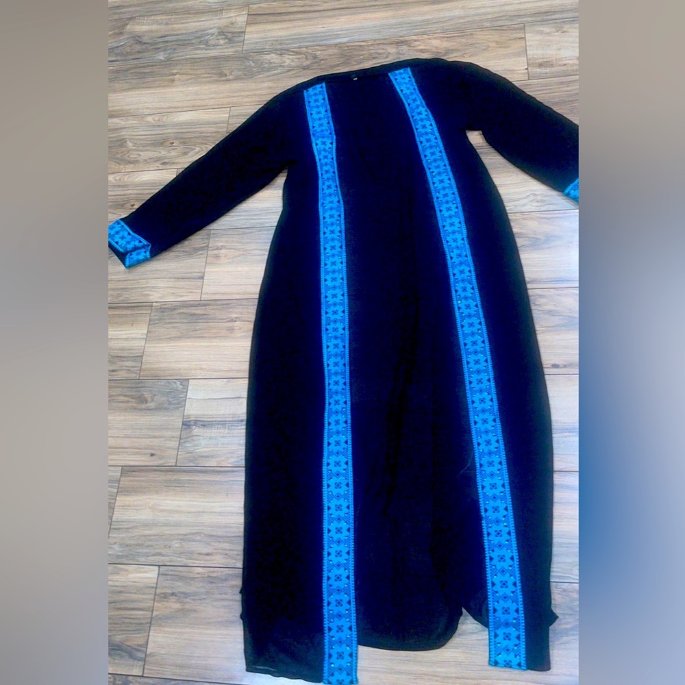 Open abaya wear it one time